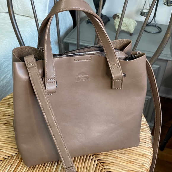 Roots leather bag - Picture 1 of 7
